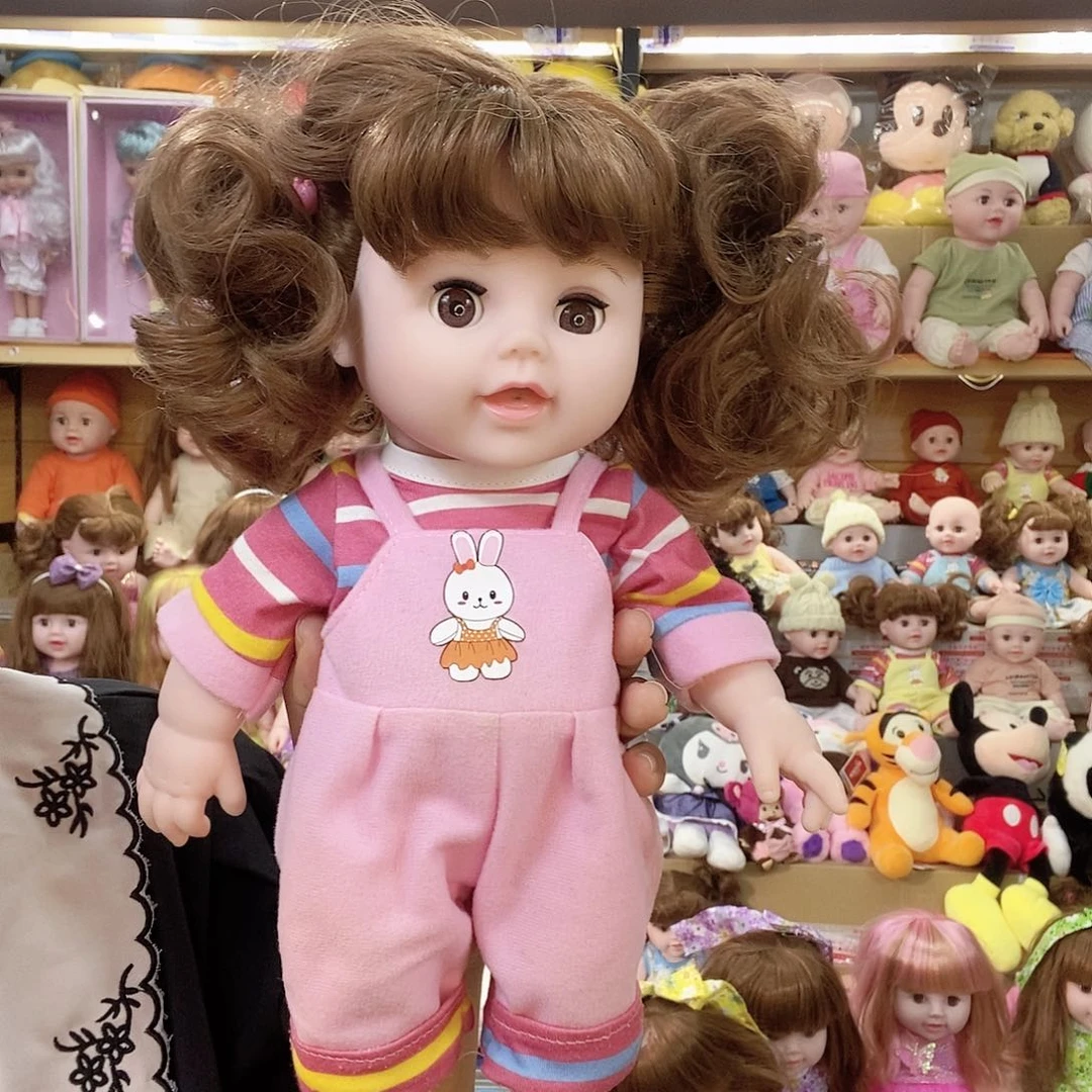 塑料软糖胶娃娃玩具