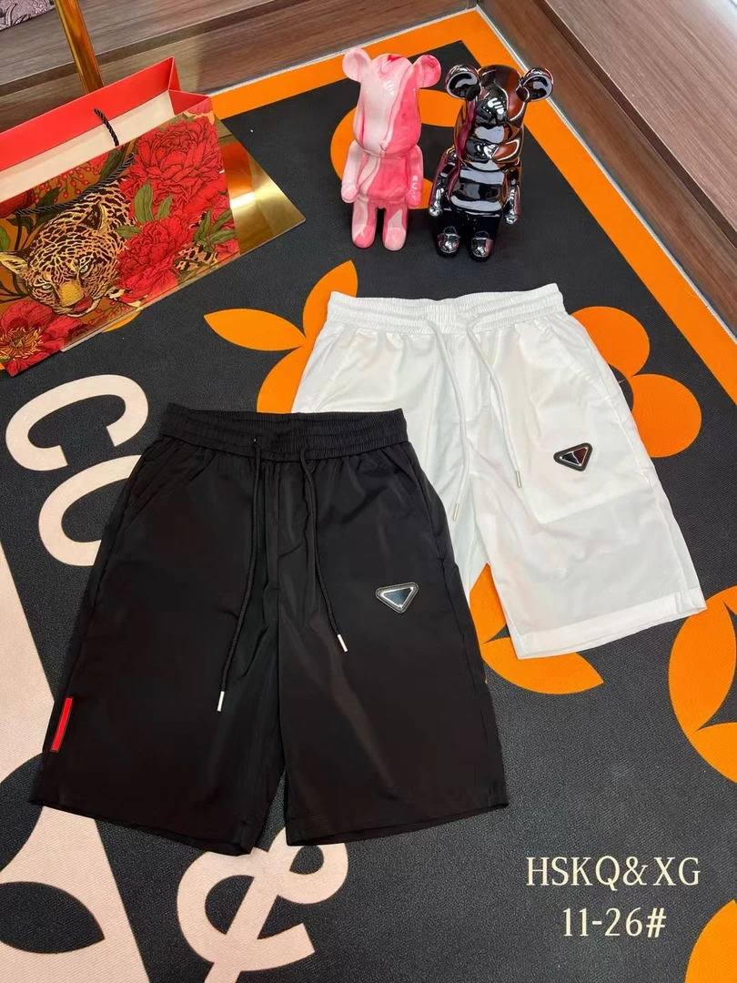 三角标夏季新款轻奢短裤
