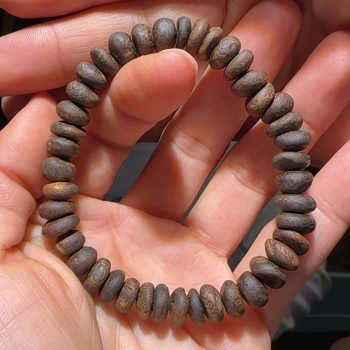 沉香手串原母树沉水树丁手串8.6克