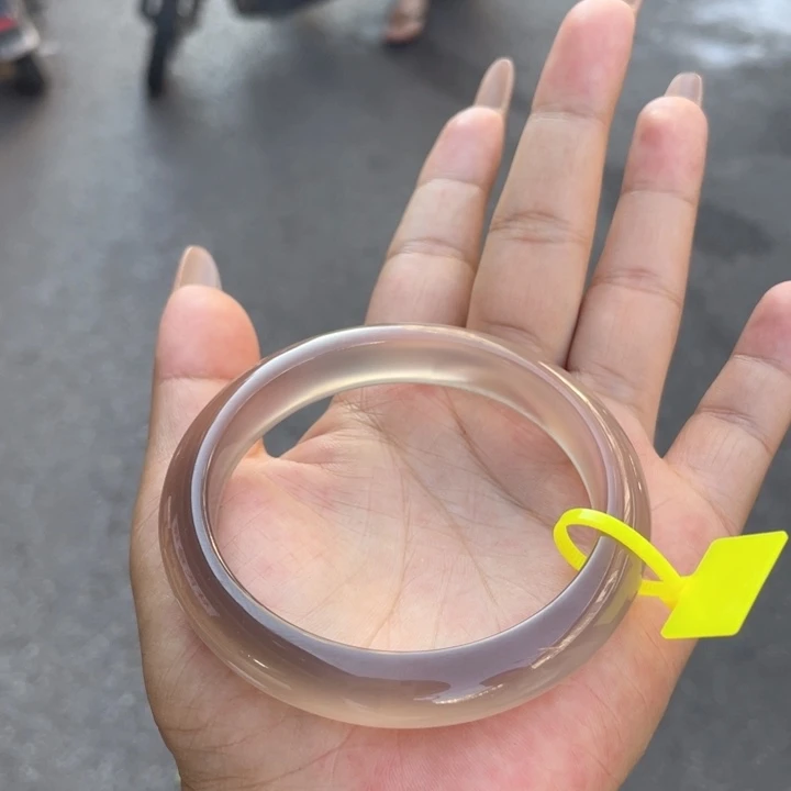 冒****玛瑙/玉髓手镯未镶嵌