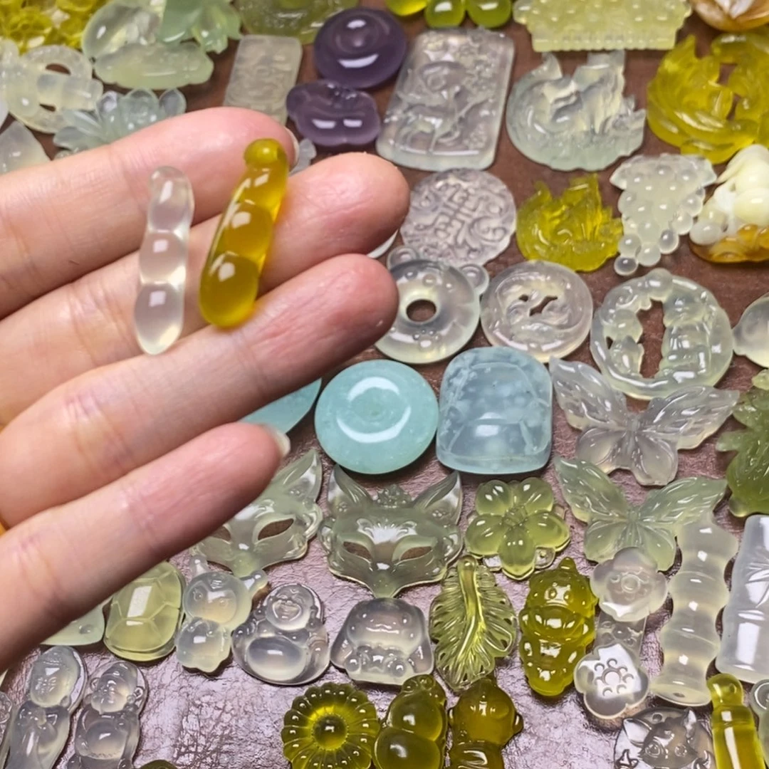 蛇纹石玉合金项链