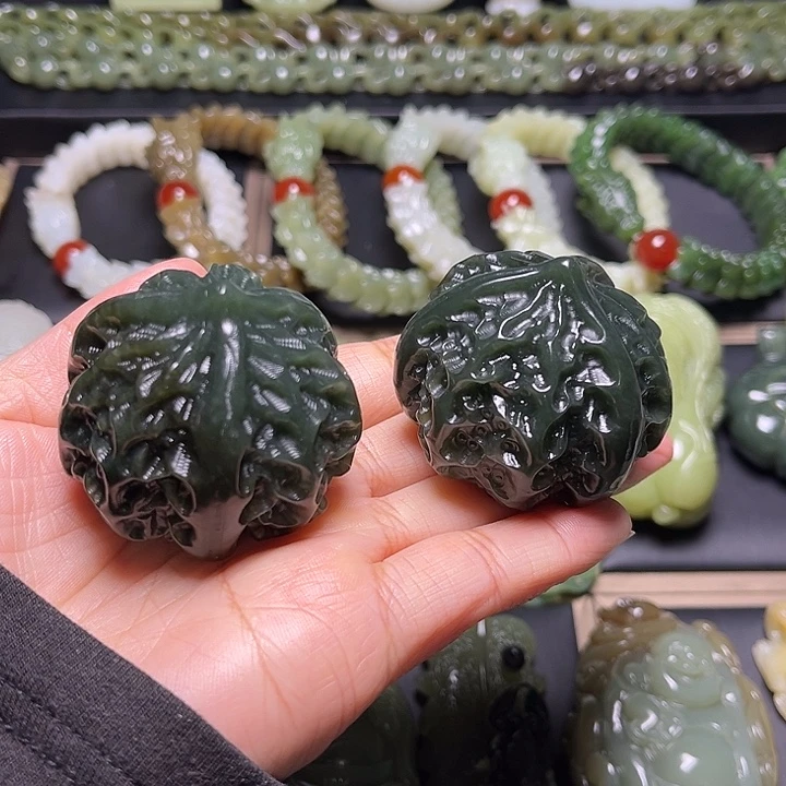 和田玉未镶嵌挂件