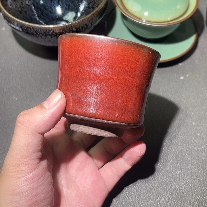 茶盏好想和她谈心聊天