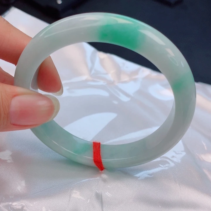 未镶嵌手镯翡翠56圈