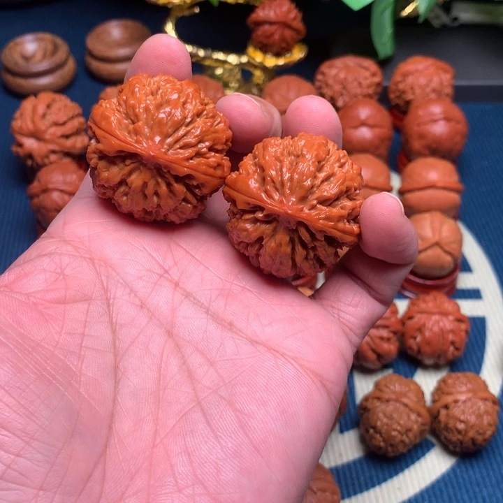 把件桃核张*民野生小手捻