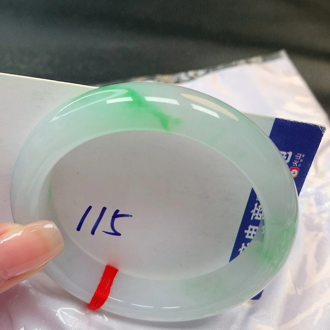 翡翠手镯未镶嵌翡翠手镯115号
