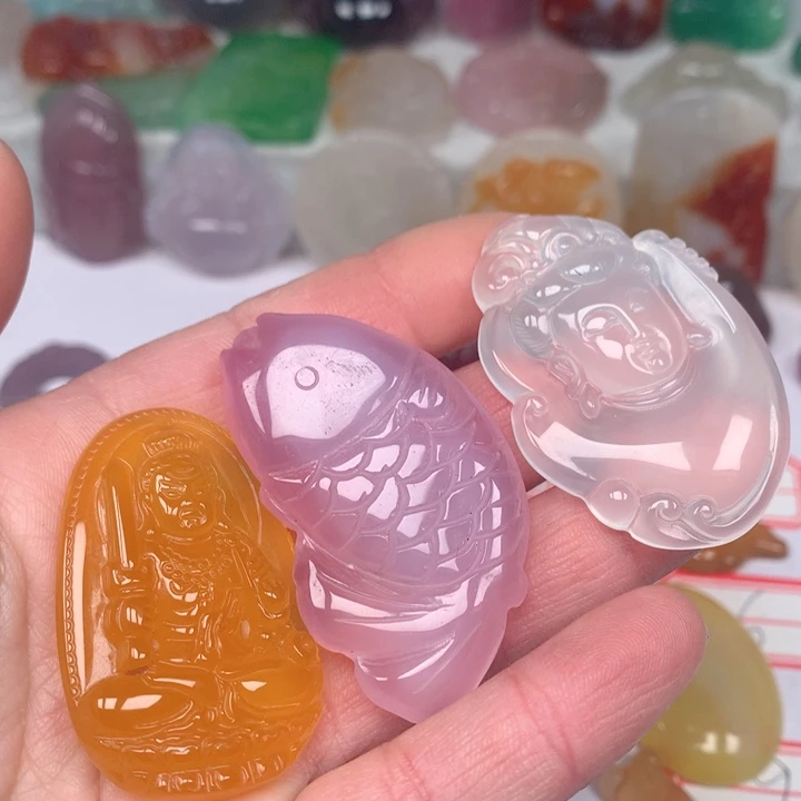 玛瑙/玉髓颈饰未镶嵌蔡*多