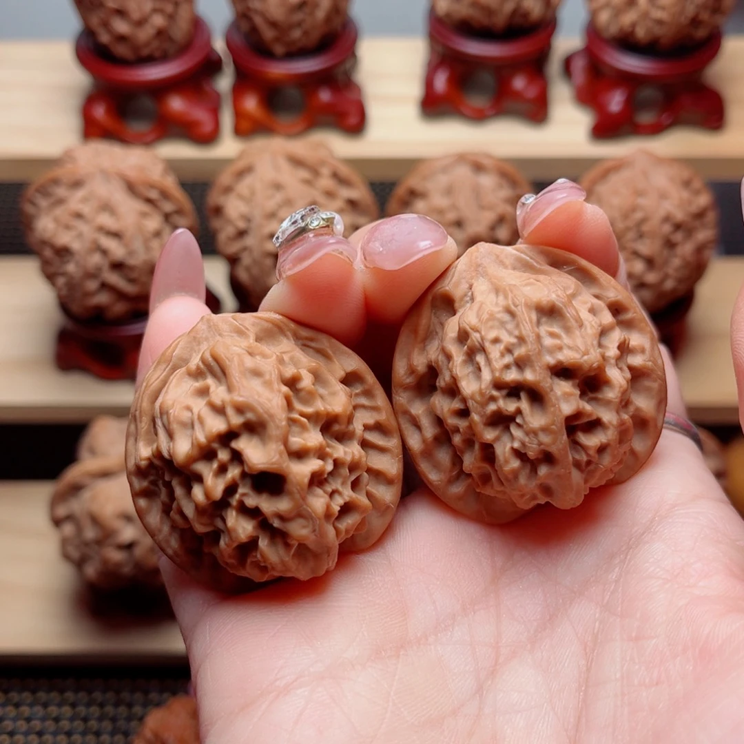 文玩核桃把件龙鳞