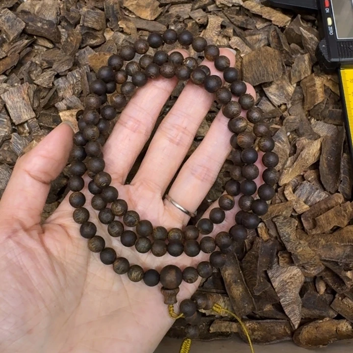 平***康沉香香囊沉香母树沉水0.7规格27