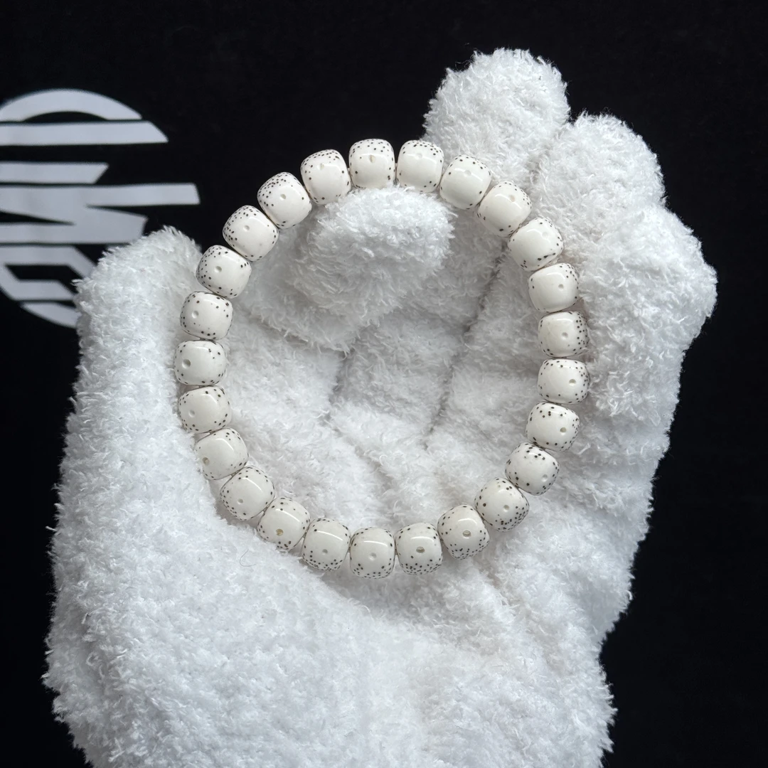 【原白通体留白-精英款】海南原生态 星月菩提 同枝果老料