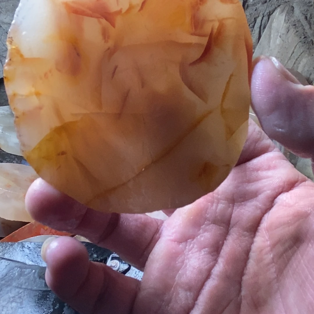 敏***姐定制玛瑙定制产品不退换