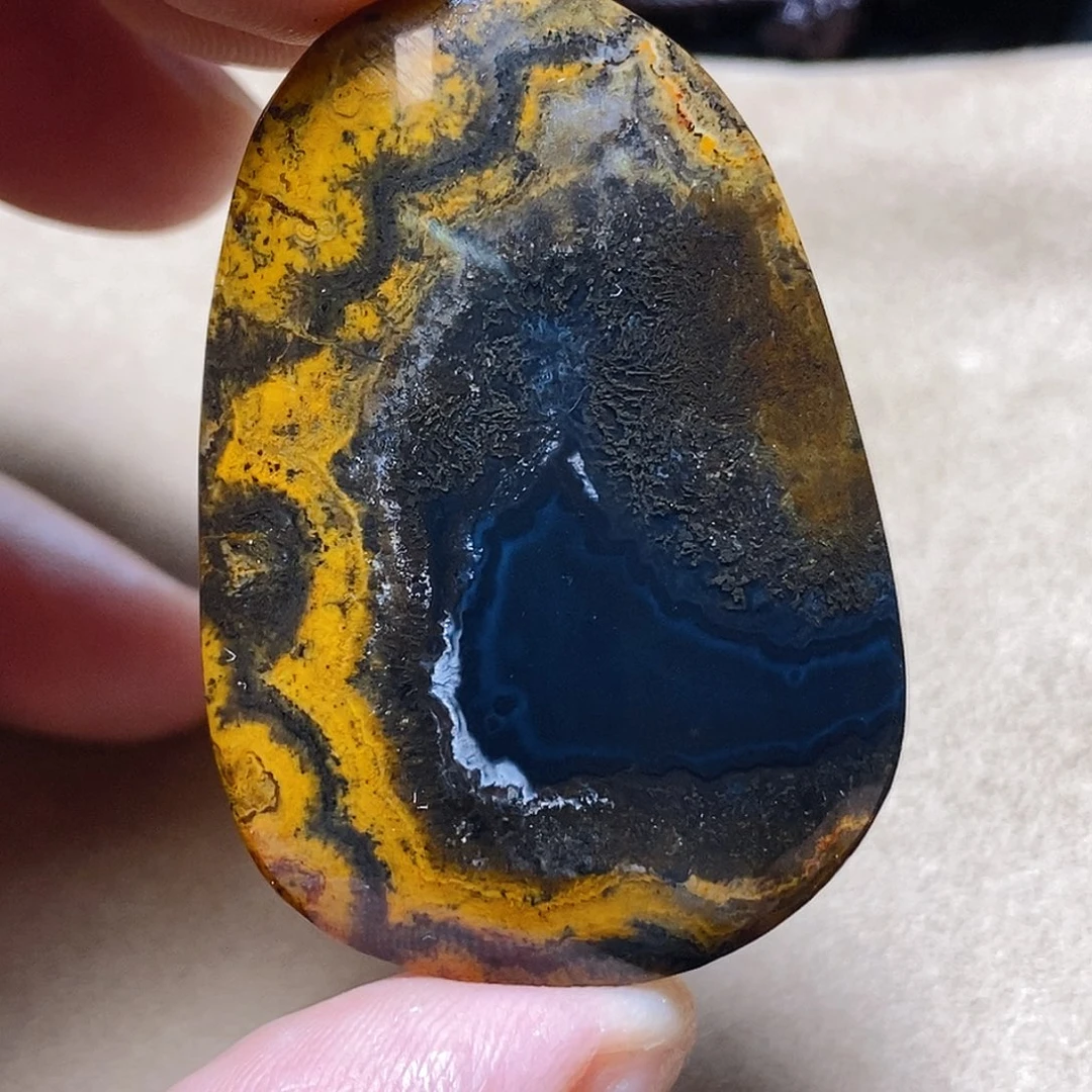 玛瑙/玉髓颈饰未镶嵌世****你