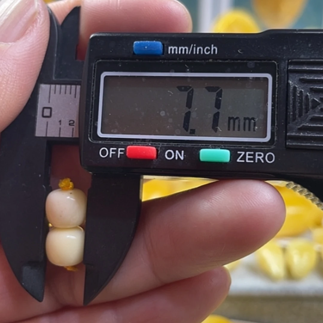 【闪购商品】琥珀裸石未镶嵌随**浪9杂