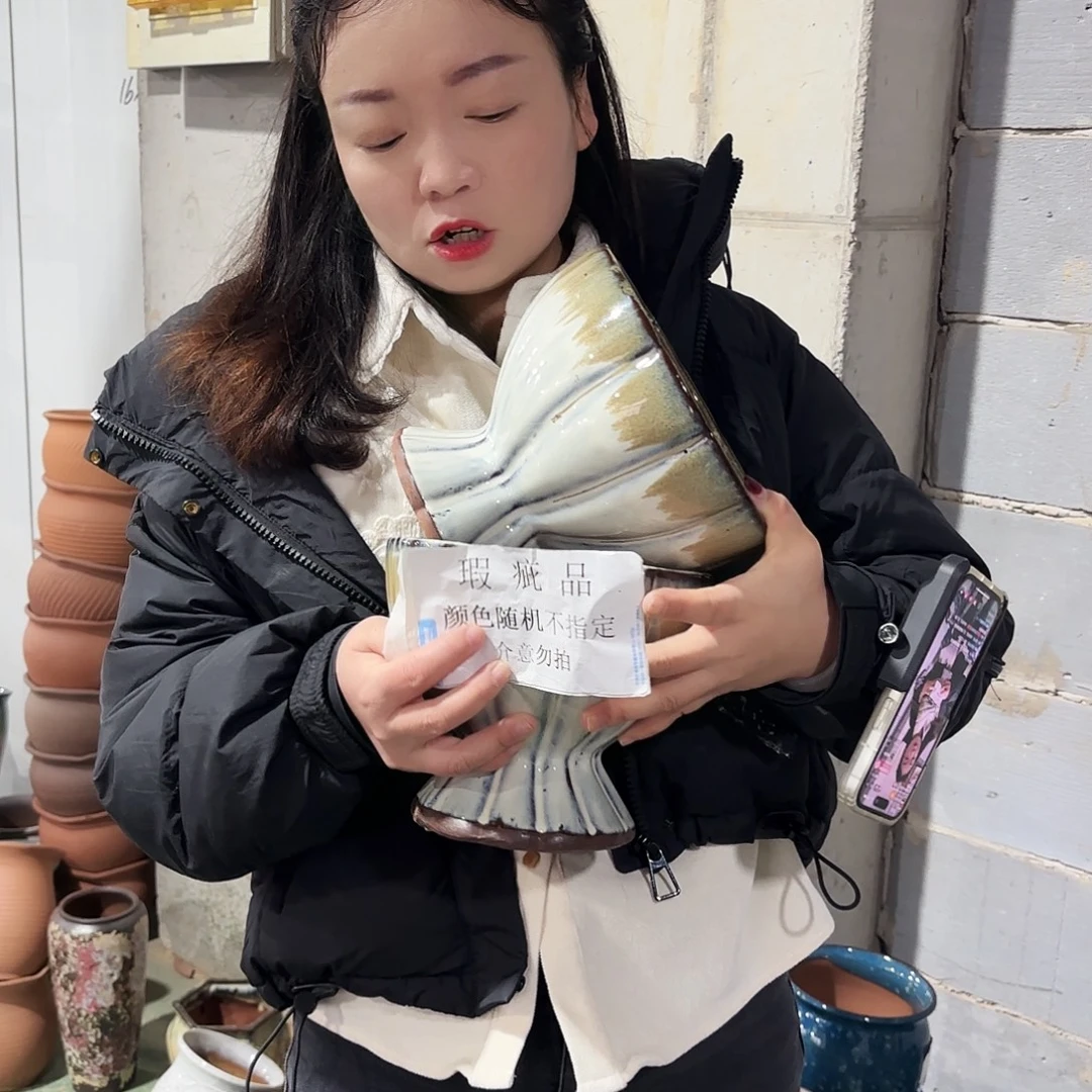 瑕疵两个高18/20红陶