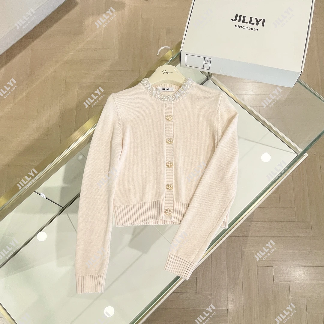 JILLYI珠海店【钻石初夏】肉粉色圆领手缝钻石时尚百搭针织开衫