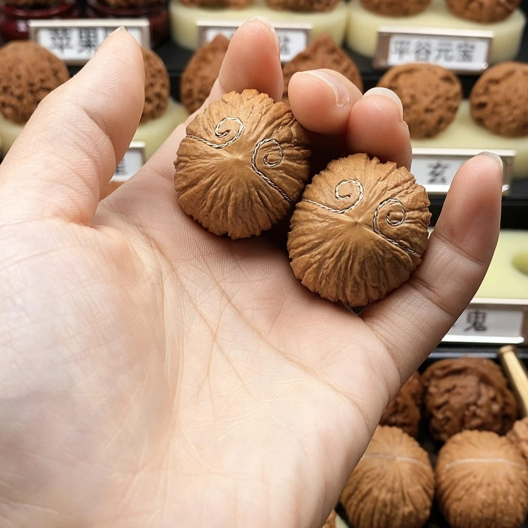 文玩核桃把件世****结猴头元宝34尺