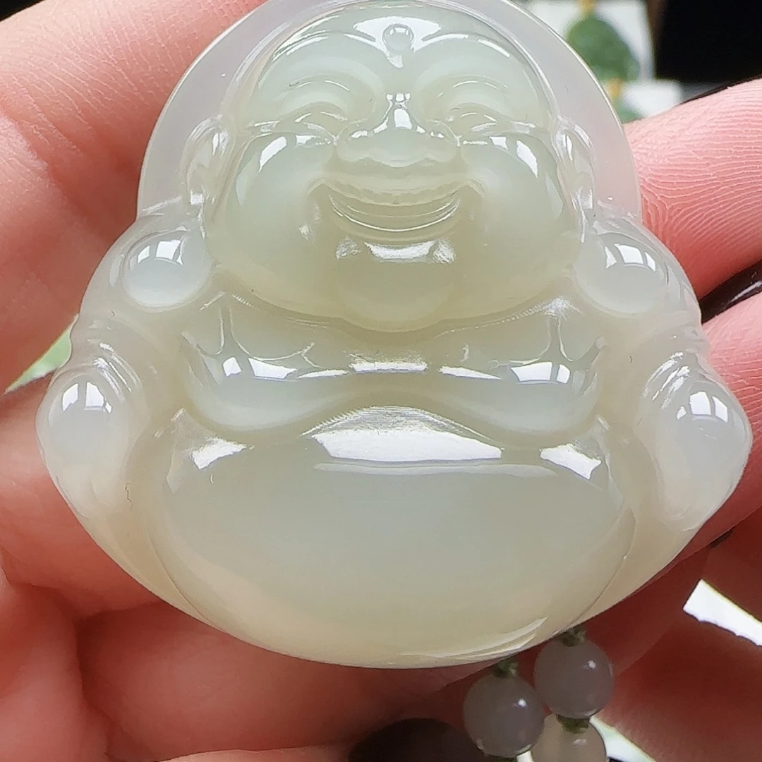 和田玉18K金镶嵌颈饰