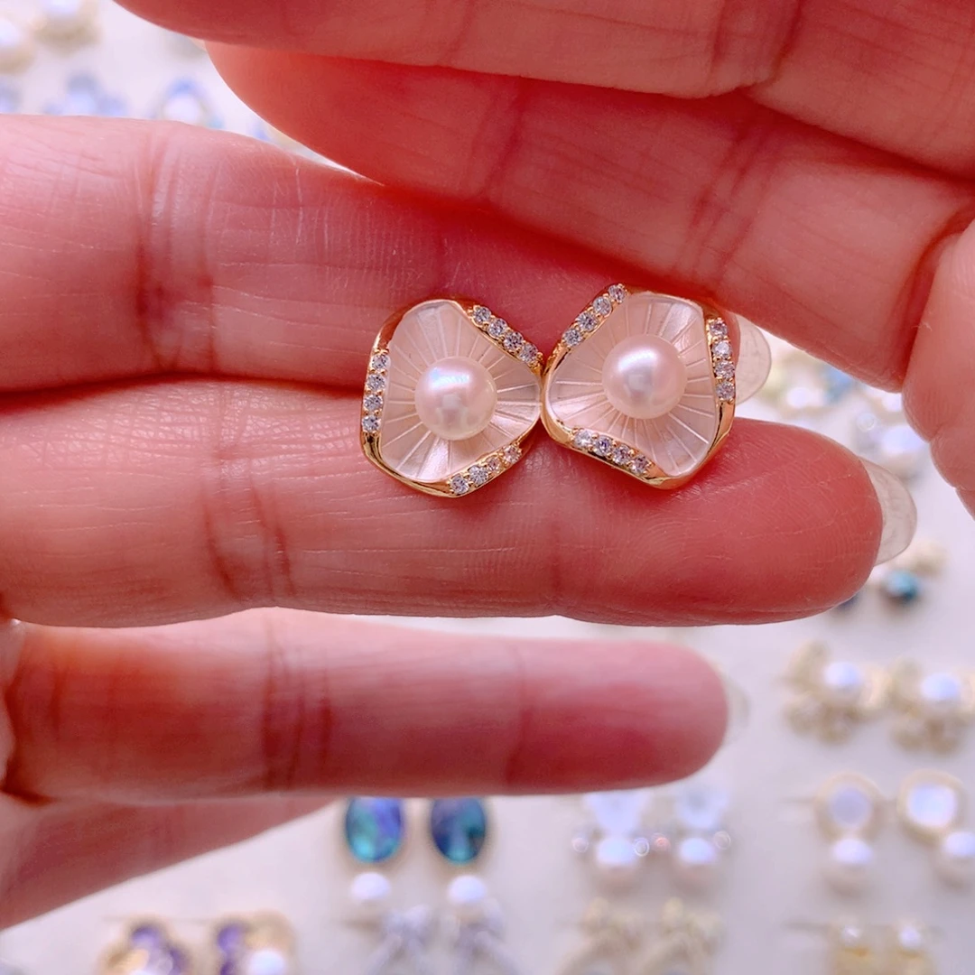 合金淡水珍珠耳饰