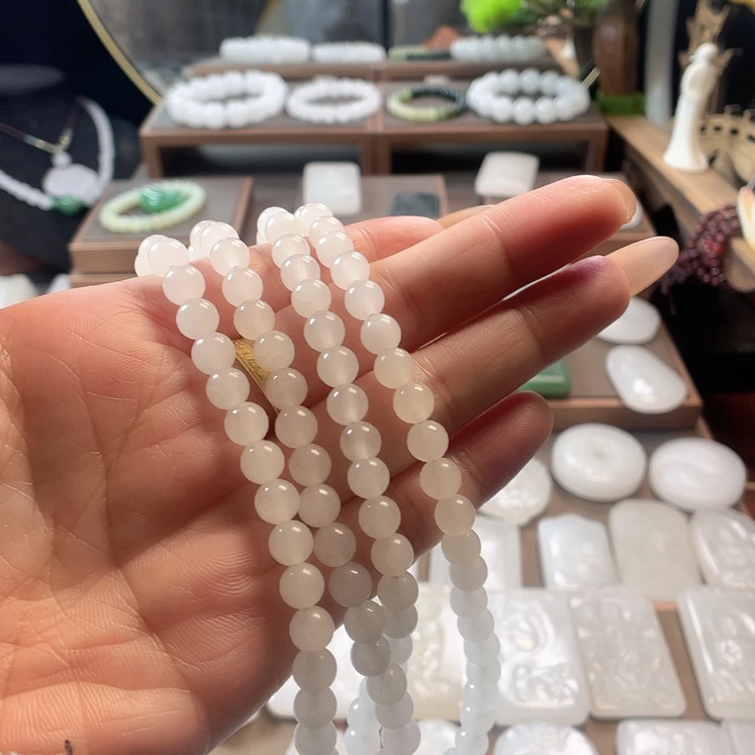 @***晴石英质玉（金丝玉）未镶嵌颈饰新疆金丝玉