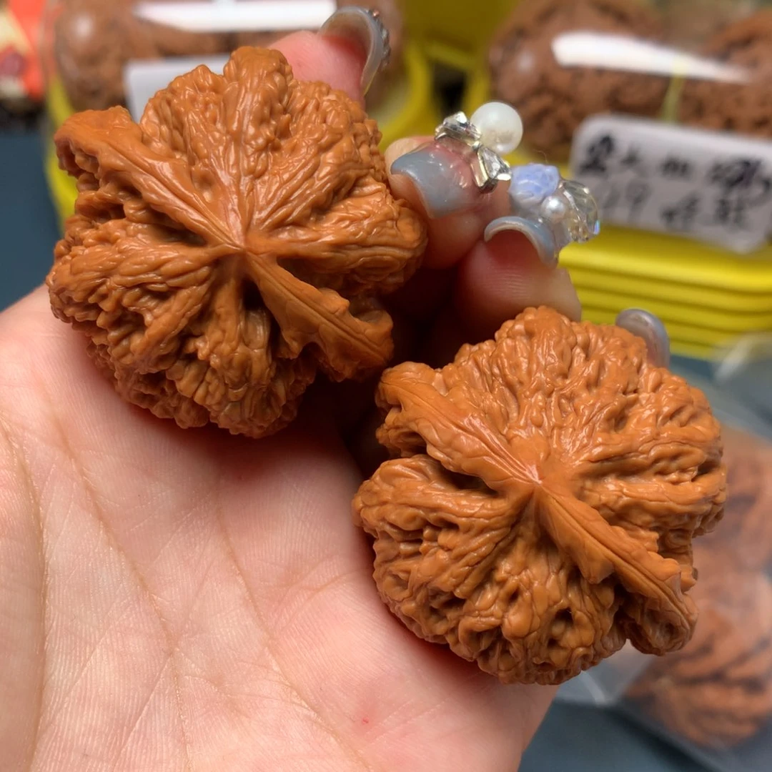 文玩核桃吊坠44-881-02
