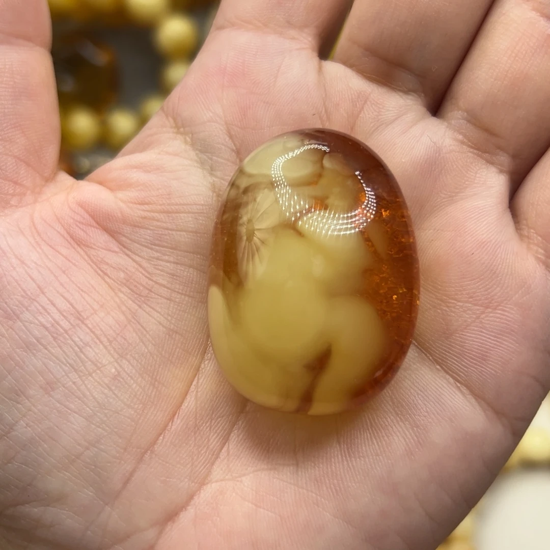 琥珀未镶嵌珠宝奇石