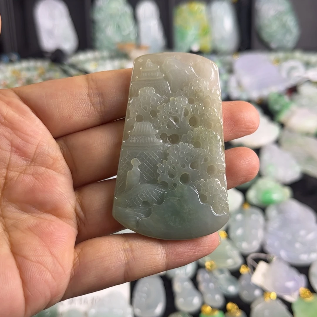 吊坠(不含链)未镶嵌翡翠