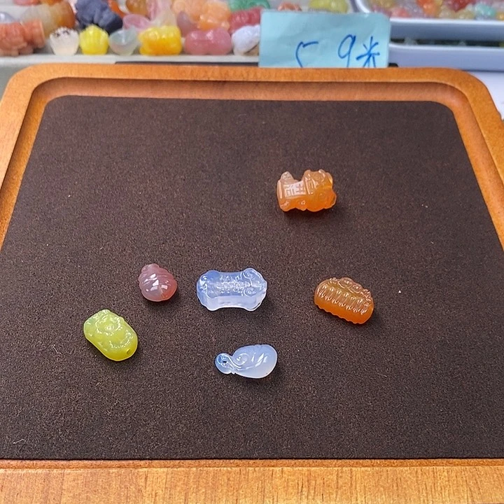 玛瑙/玉髓雕刻件未镶嵌呵*?