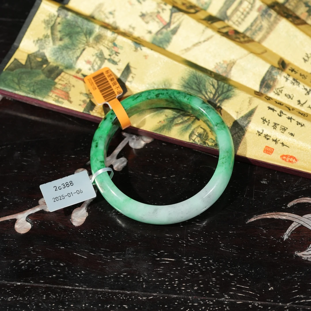 1.6香港王老板-翡翠手镯2c388