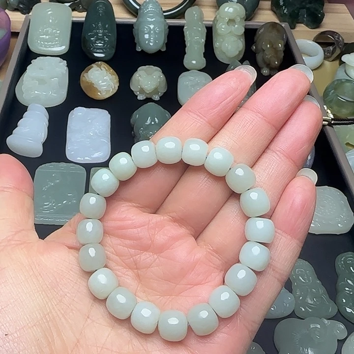 和田玉未镶嵌手串