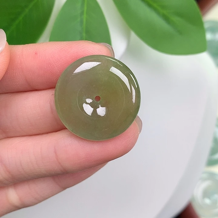 翡翠未镶嵌颈饰23-4.9mm