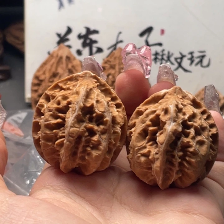 干***杯文玩核桃把件白云27