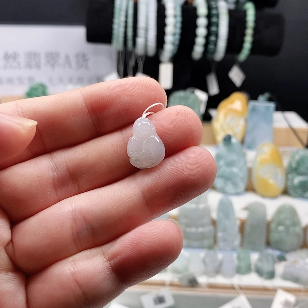 翡翠未镶嵌吊坠(不含链)92小猴子
