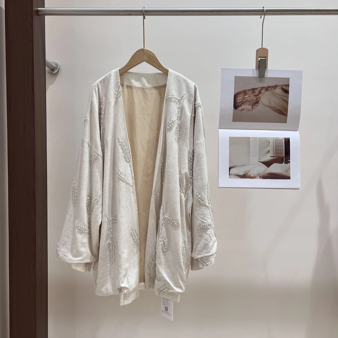 ZZ时尚百搭宽松刺绣常规袖休闲风气质V领外套X1060