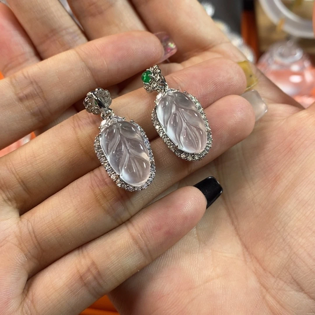 石英质玉合金吊坠(赠链)