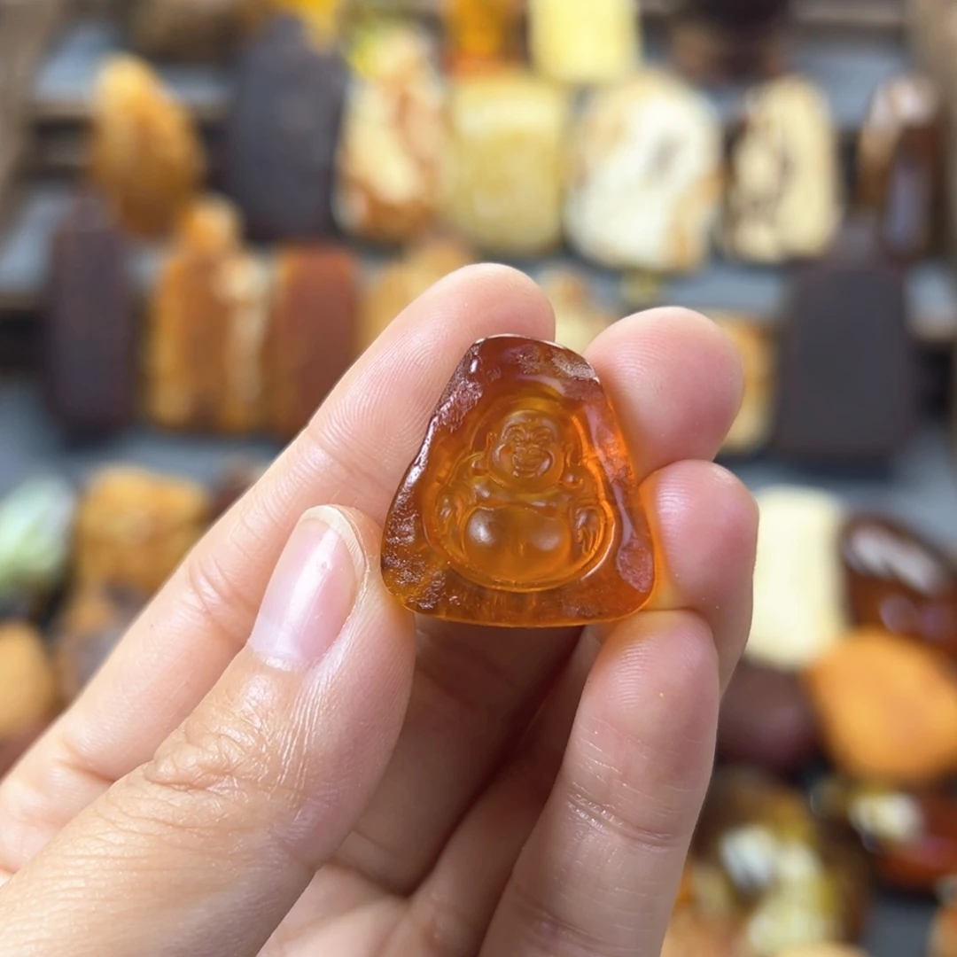 琥珀裸石未镶嵌琥珀