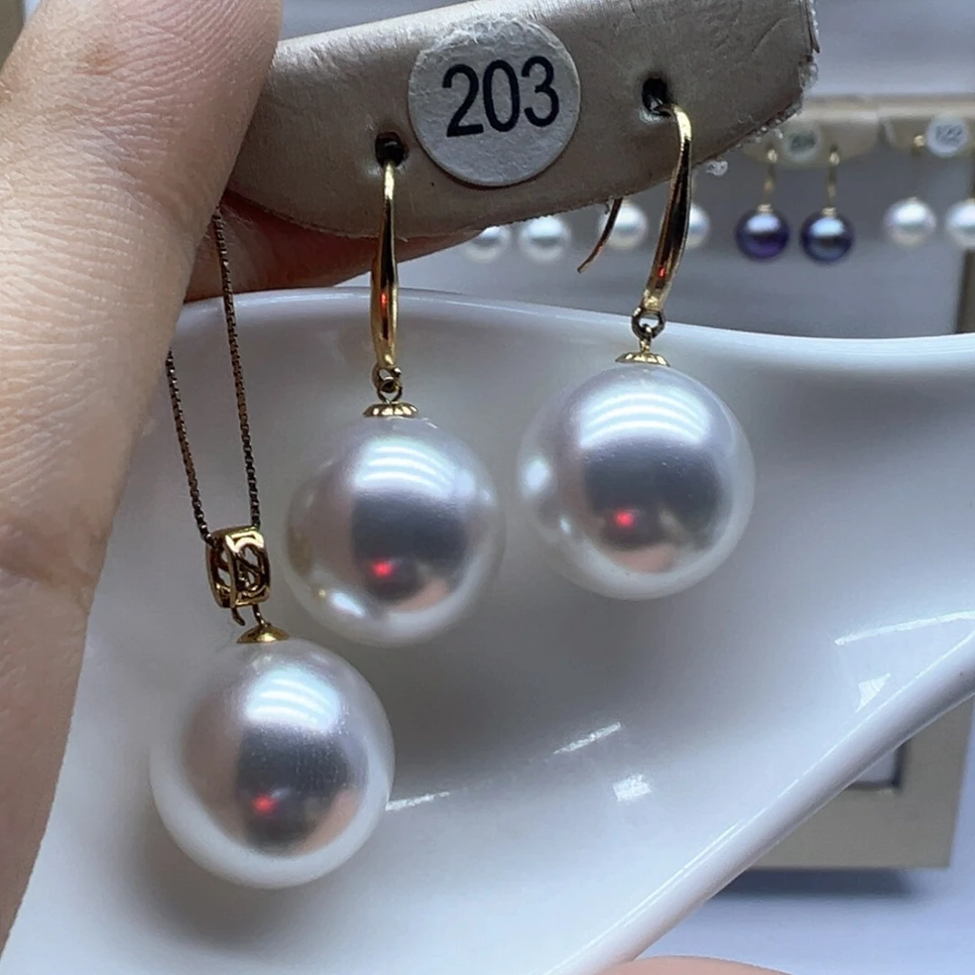 淡水珍珠18K金镶嵌吊坠(赠链)