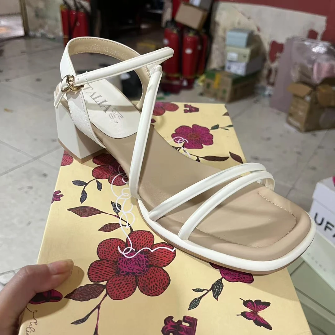 B-753  夏季新款百搭舒适条带凉鞋90137013