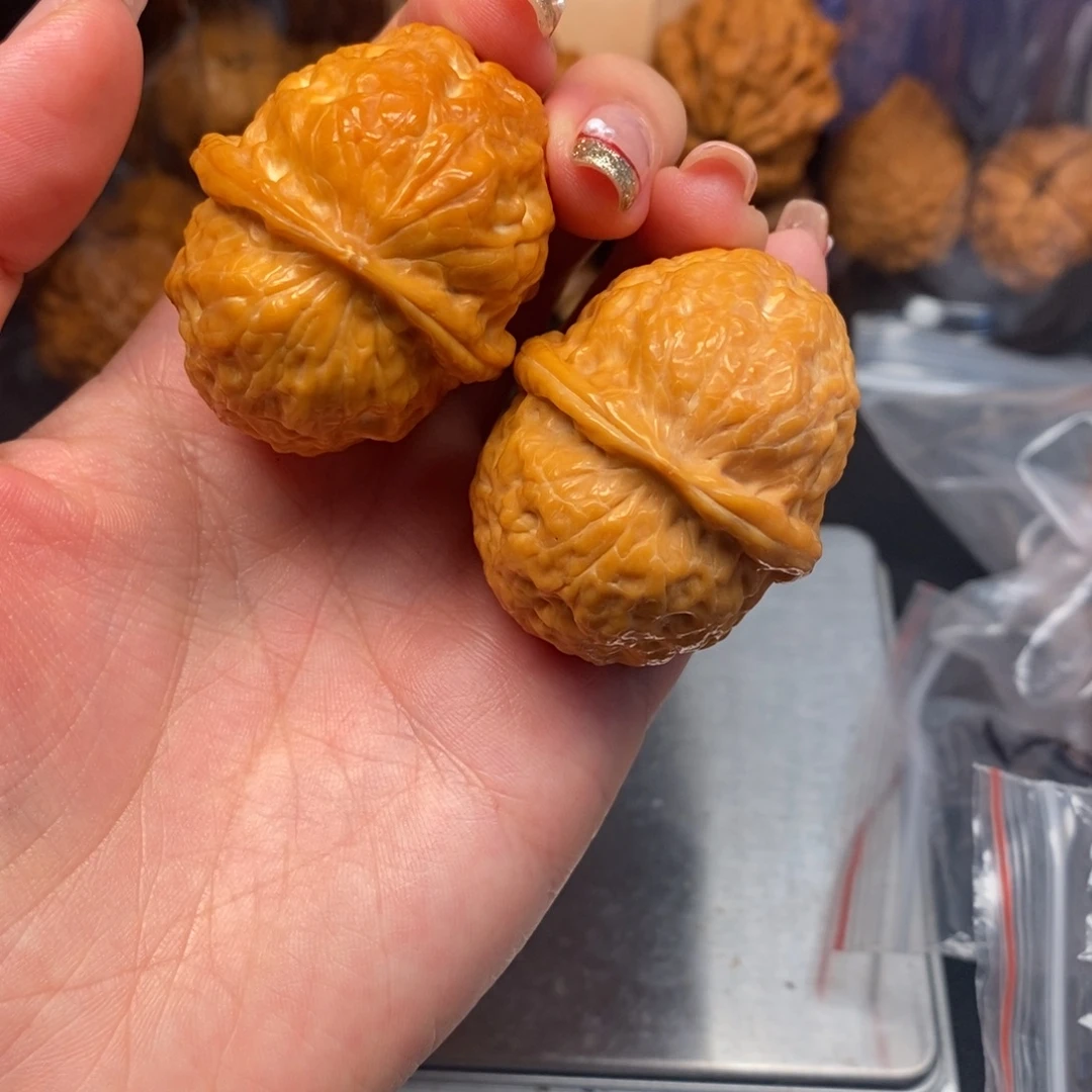 吊坠文玩核桃铁门墩