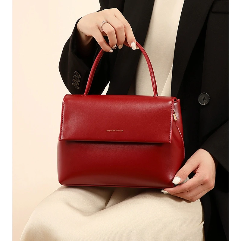 【万达撤柜】高端奢侈品小众红色结婚包包高级质感小方包2025新适用