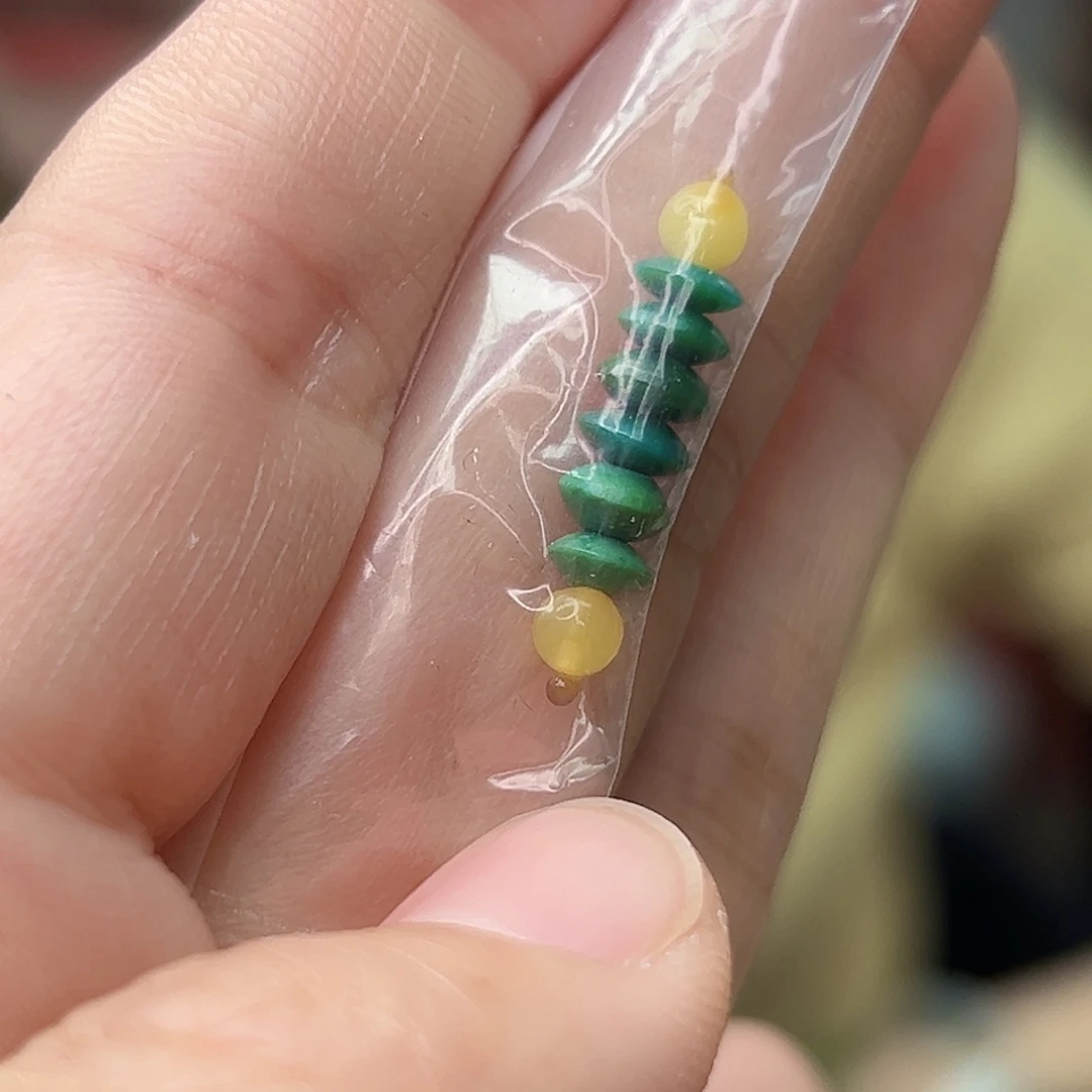 蜜蜡珠宝奇石未镶嵌