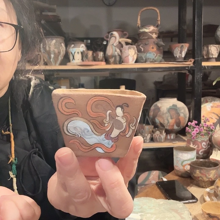 手工制作各种精美陶瓷