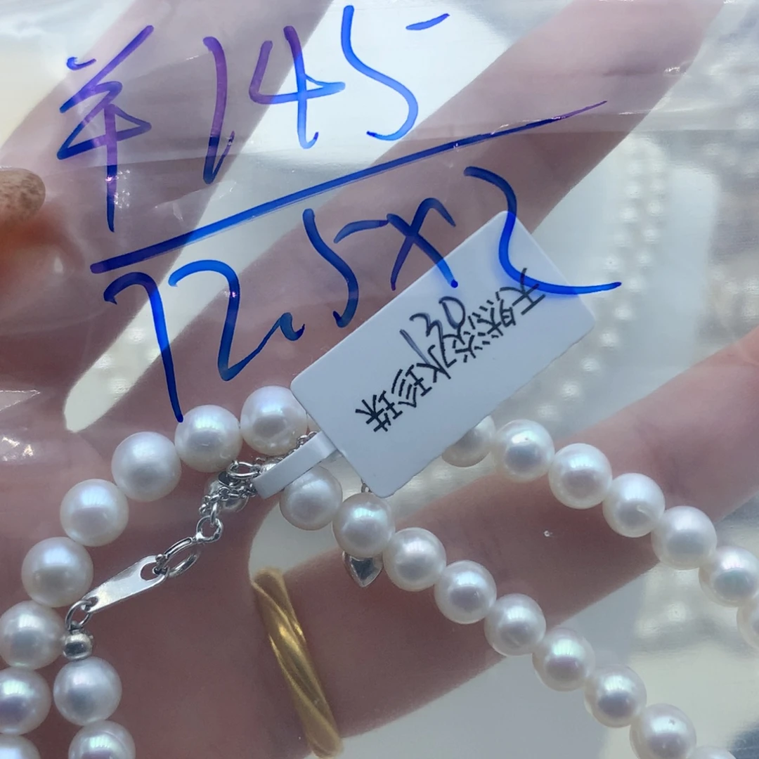 刘***岁淡水珍珠颈饰银S925镶嵌