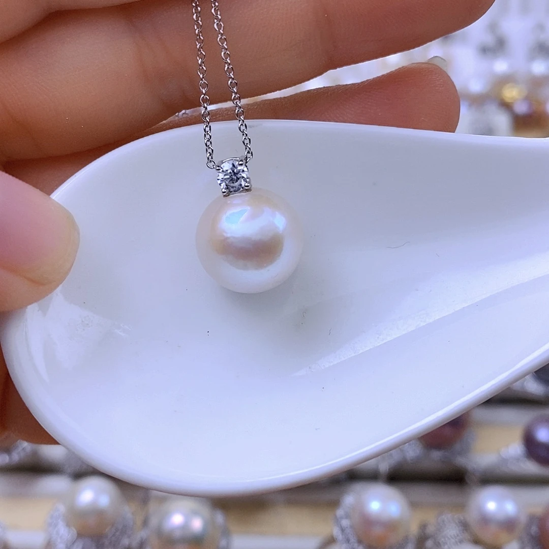银S925镶嵌淡水珍珠吊坠(赠链)