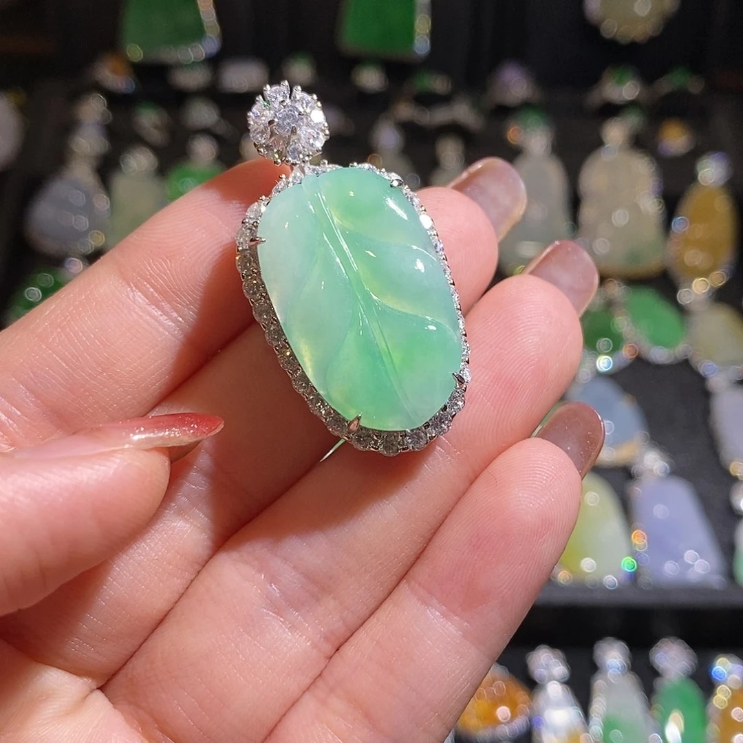 颈饰银S925镶嵌翡翠天然翡翠