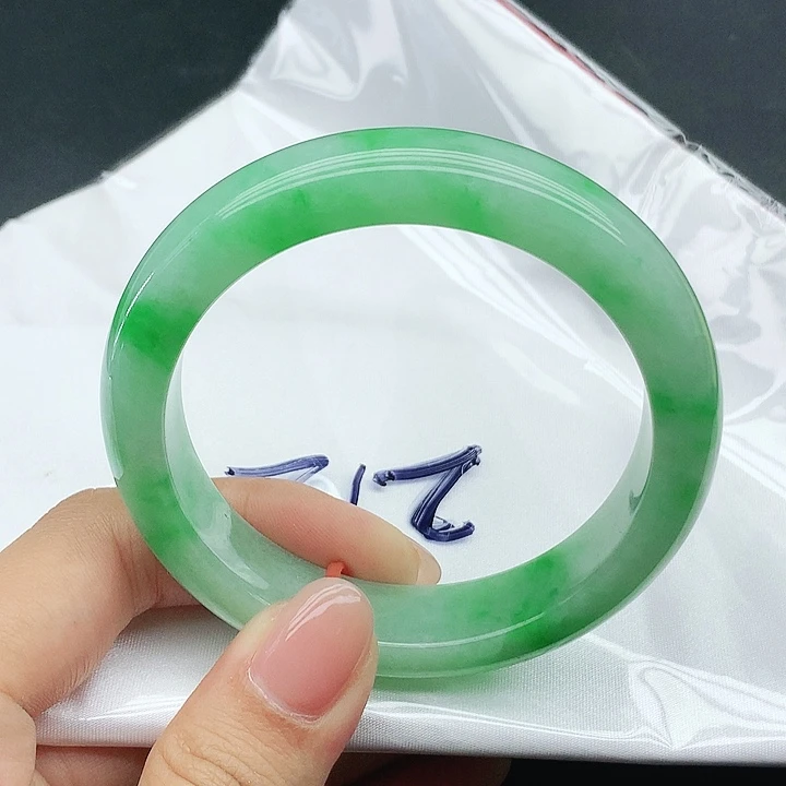 未镶嵌手镯翡翠212