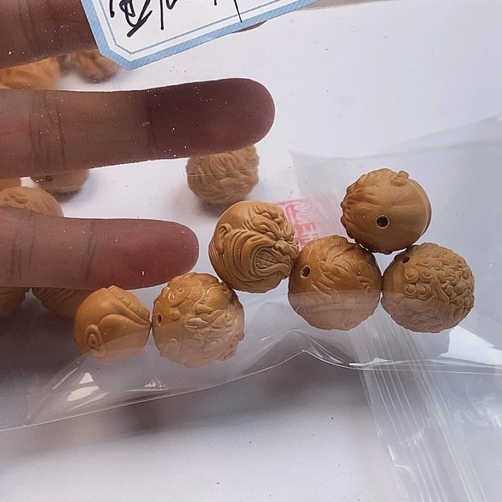 金***曦手串猴头核桃瑕疵单颗6颗