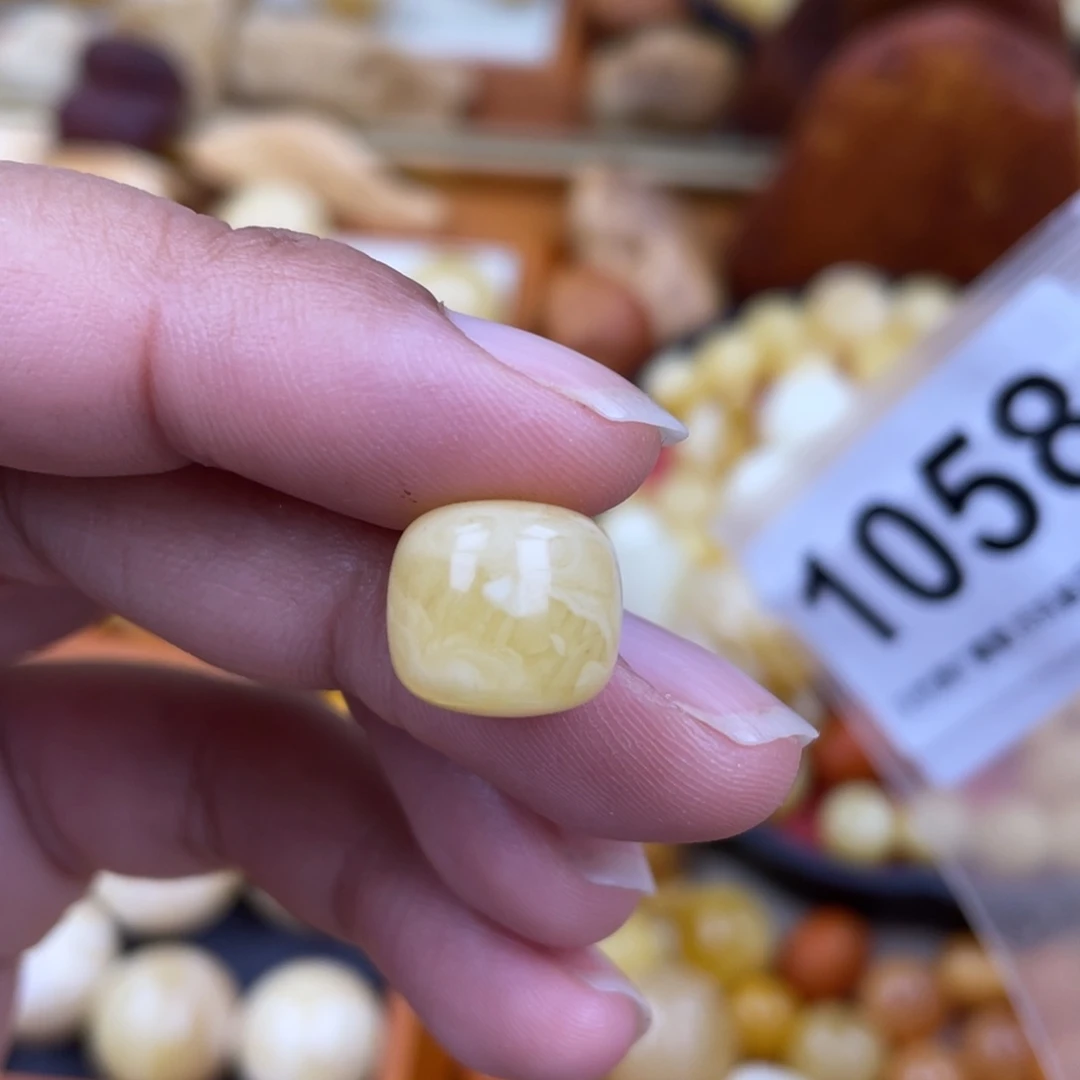 未镶嵌蜜蜡珠宝奇石12虎皮