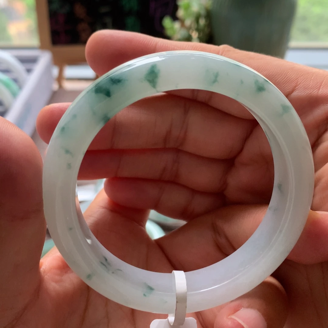 翡翠手镯未镶嵌5号