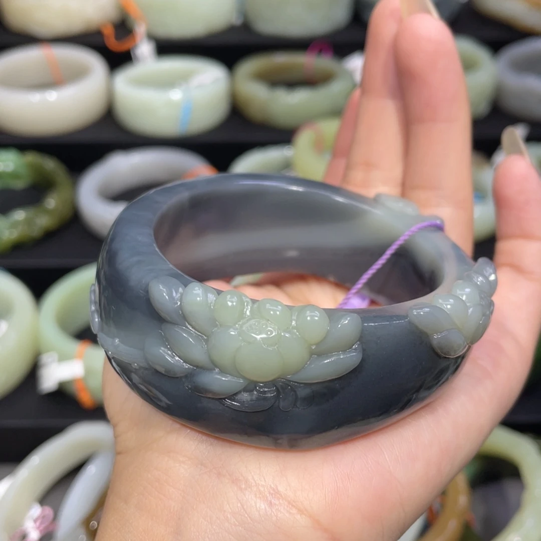未镶嵌手镯和田玉4