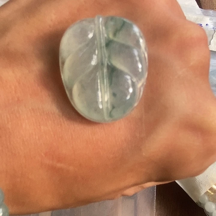 未镶嵌定制翡翠叶子